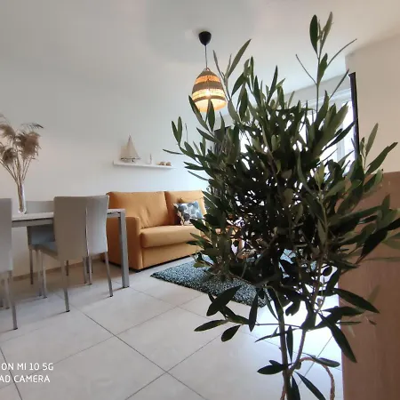 Appartementje 57 *